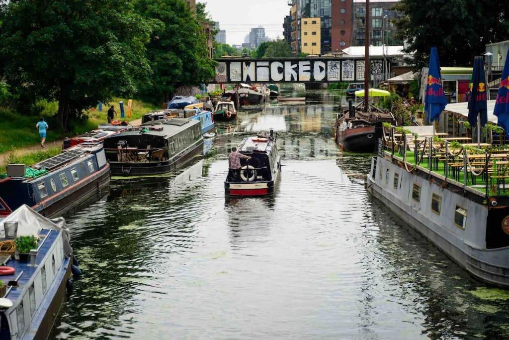 Flat In Hackney Wick Leilighet London Eksteriør bilde